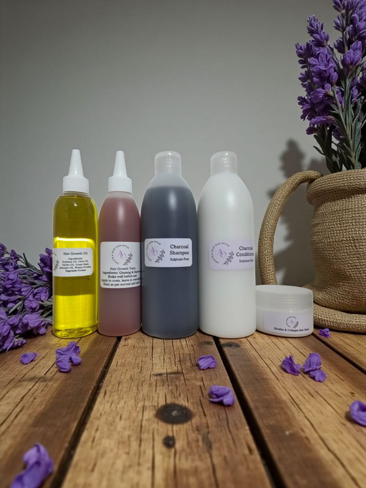charcoal growth pack suitable for an itchy, dry scalp. best used in conjunction with the hot oil treatment. charcoal growth pack suitable for an itchy, dry scalp. best used in conjunction with the hot oil treatment.